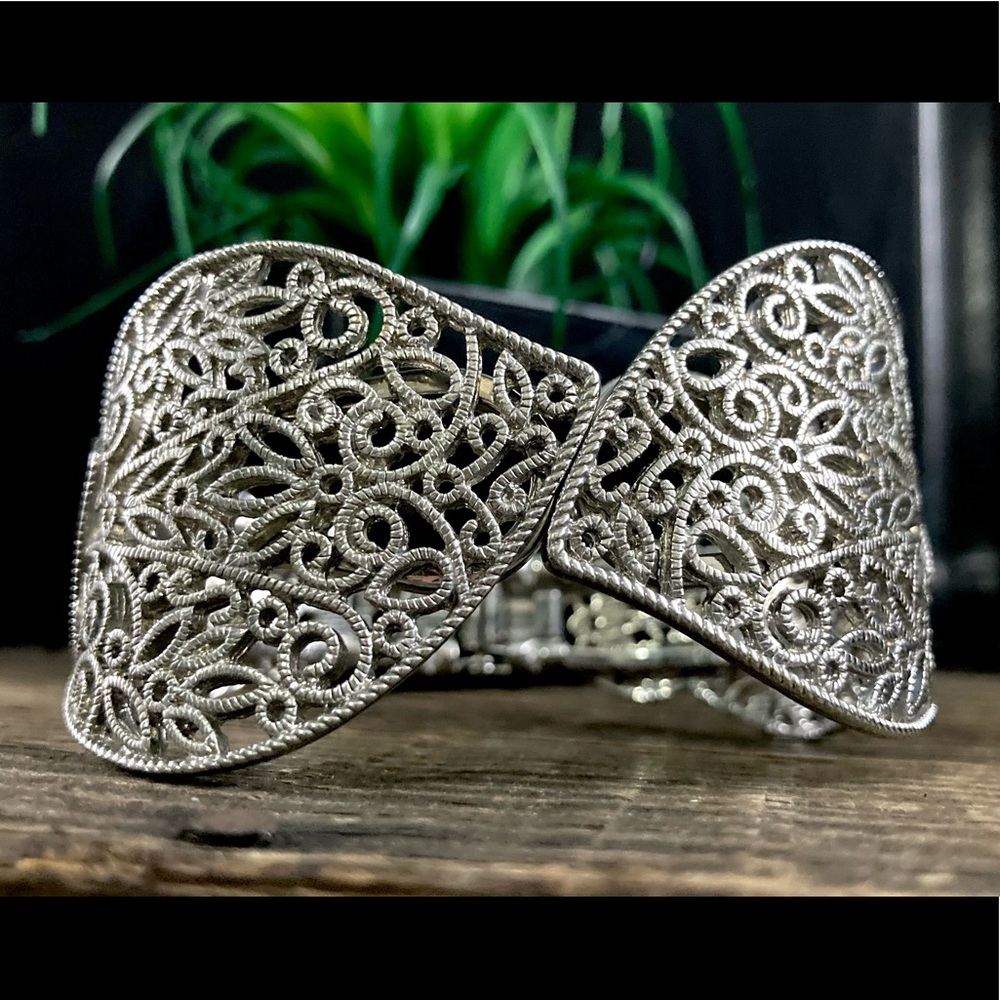 Vintage Filigree Open Work Silver Plate Hinge Cuff Bracelet Mid Century